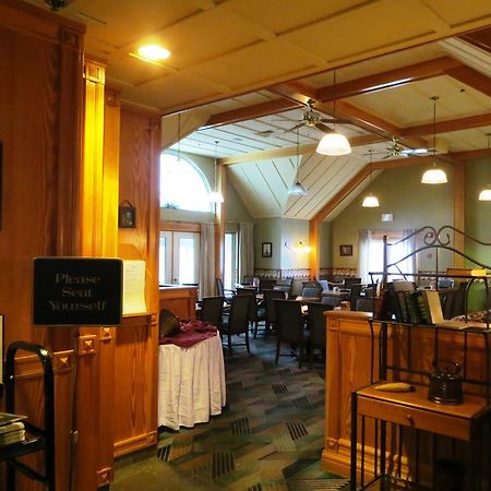 Riverside Resort And Conference Centre French Village 외부 사진