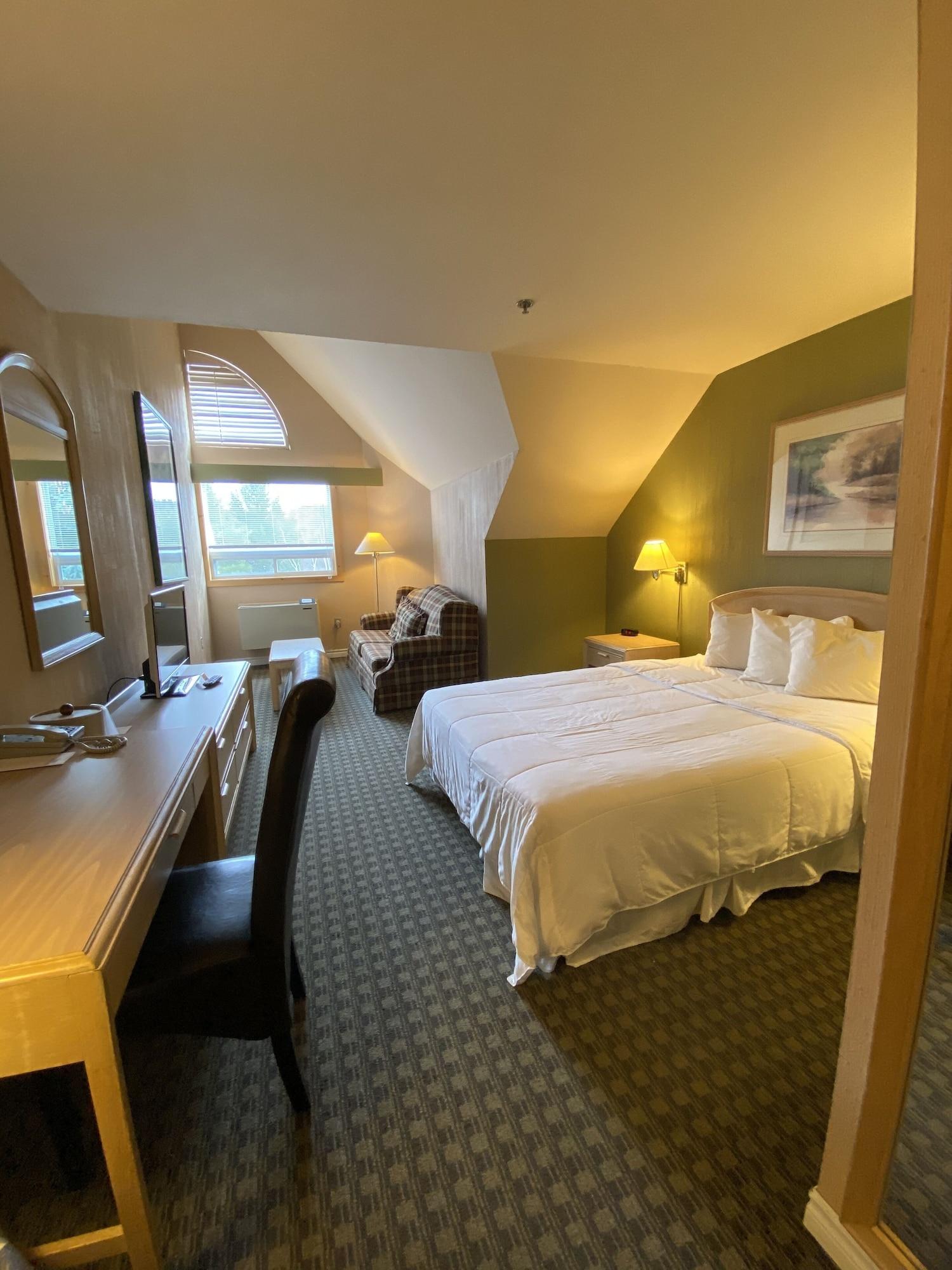 Riverside Resort And Conference Centre French Village 외부 사진